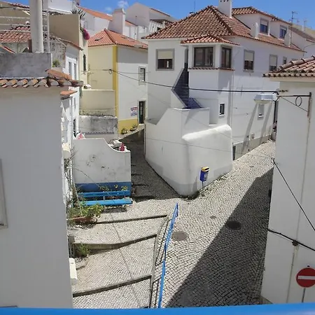 Ericeira Beach Apartment *