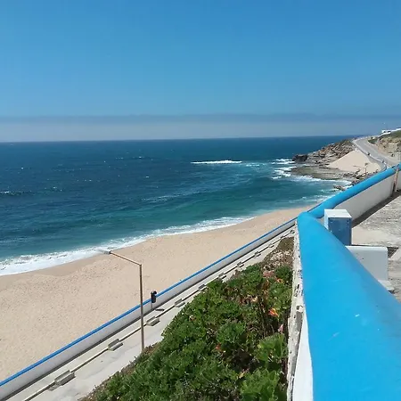 Ericeira Beach Apartment *