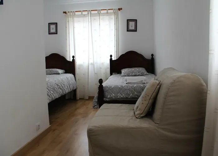 شقة Ericeira Beach Apartment *